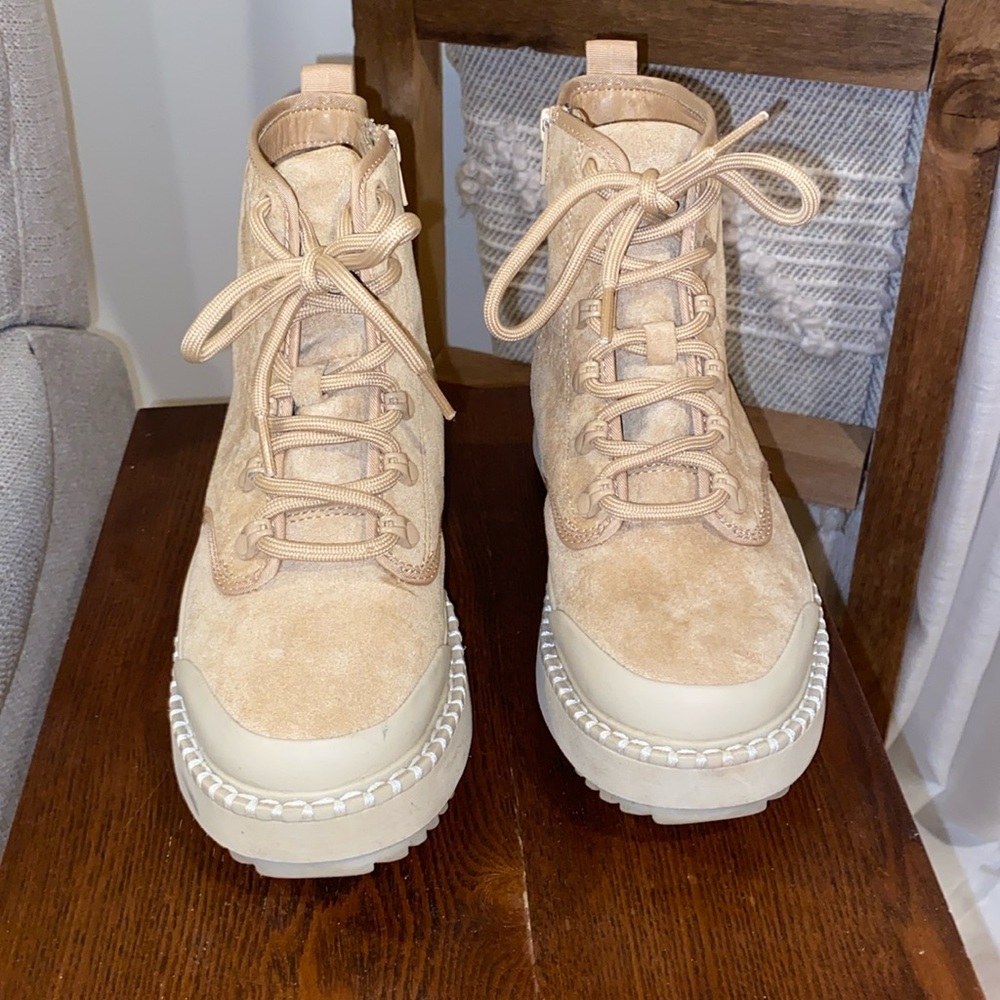 Universal Thread Platform Booties